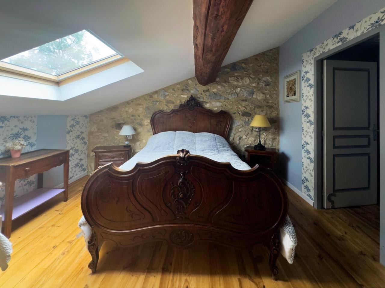 L'Oustal De L'Annetta Chambres Et Tables D'Hotes Comus Екстер'єр фото