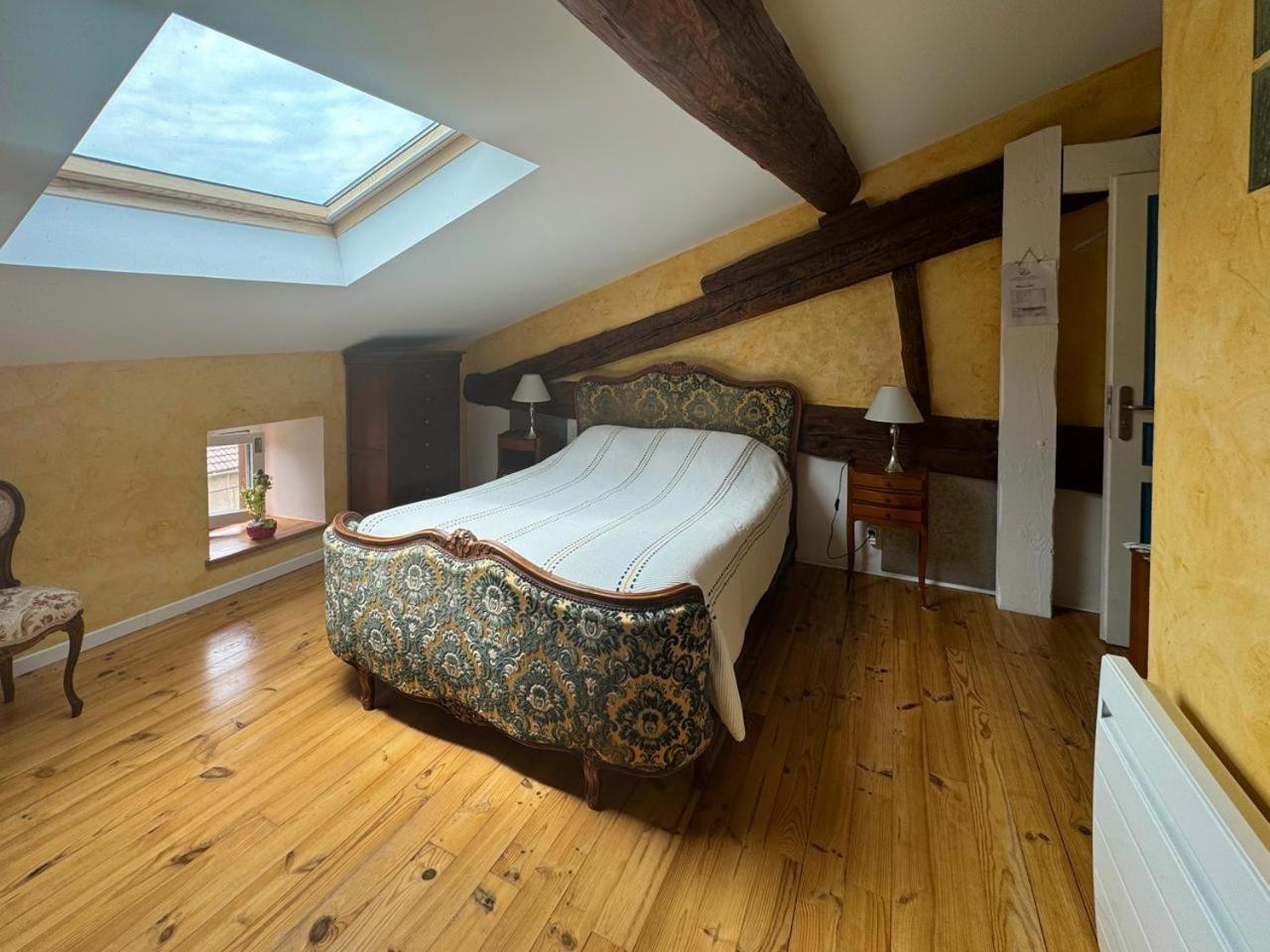 L'Oustal De L'Annetta Chambres Et Tables D'Hotes Comus Екстер'єр фото